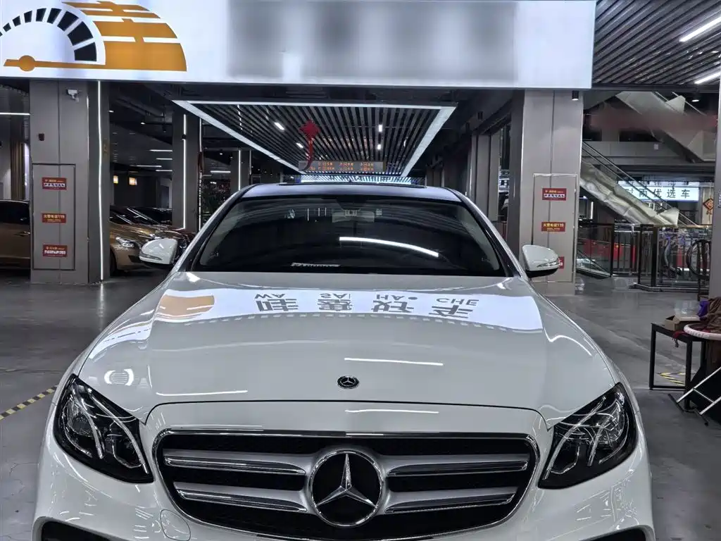 MERCEDES-BENZ E CLASS