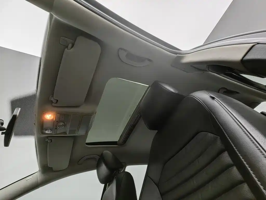 Volkswagen Magotan — миниатюра 14