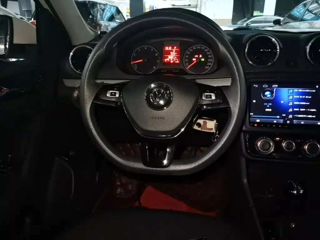 Volkswagen Jetta — миниатюра 11