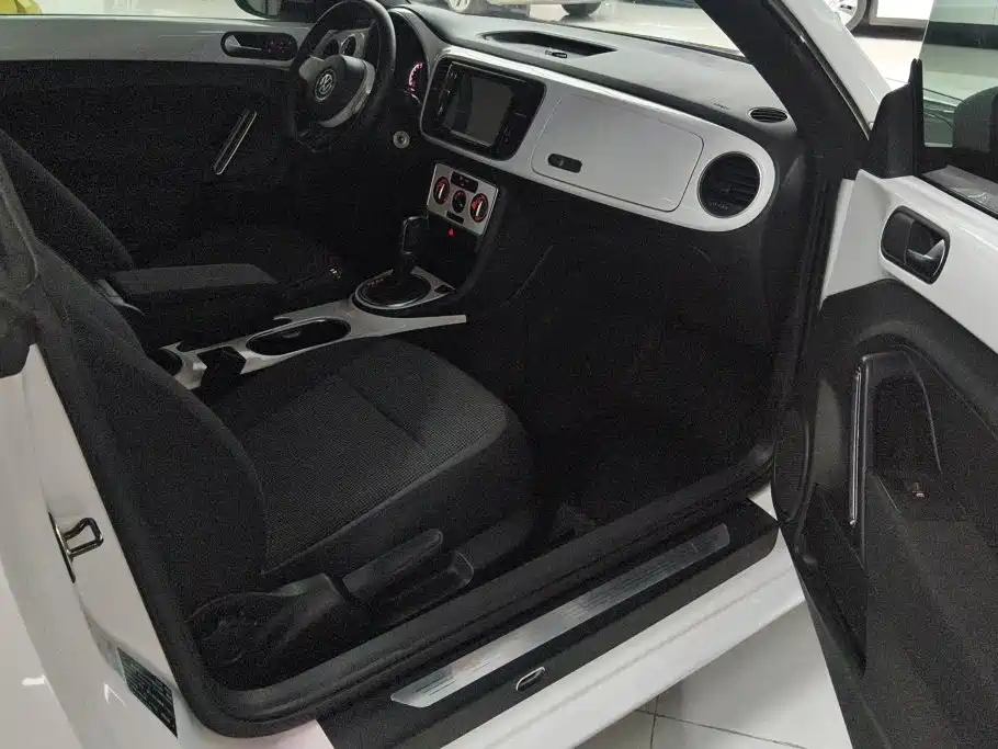 Volkswagen Beetle — миниатюра 8