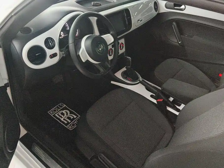 Volkswagen Beetle — миниатюра 9