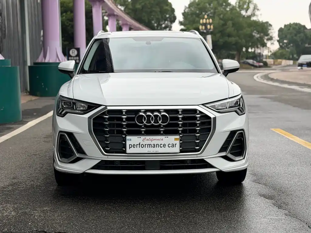 Audi Q3 2021 35 TFSI