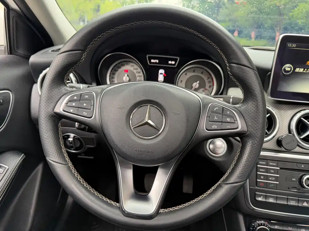 Mercedes-Benz GLA — миниатюра 13