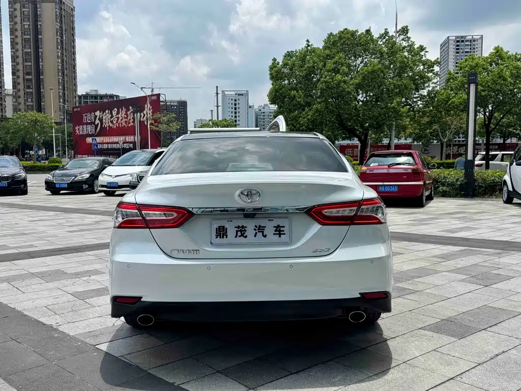 Toyota Camry 2019 2.5G Luxury VI
