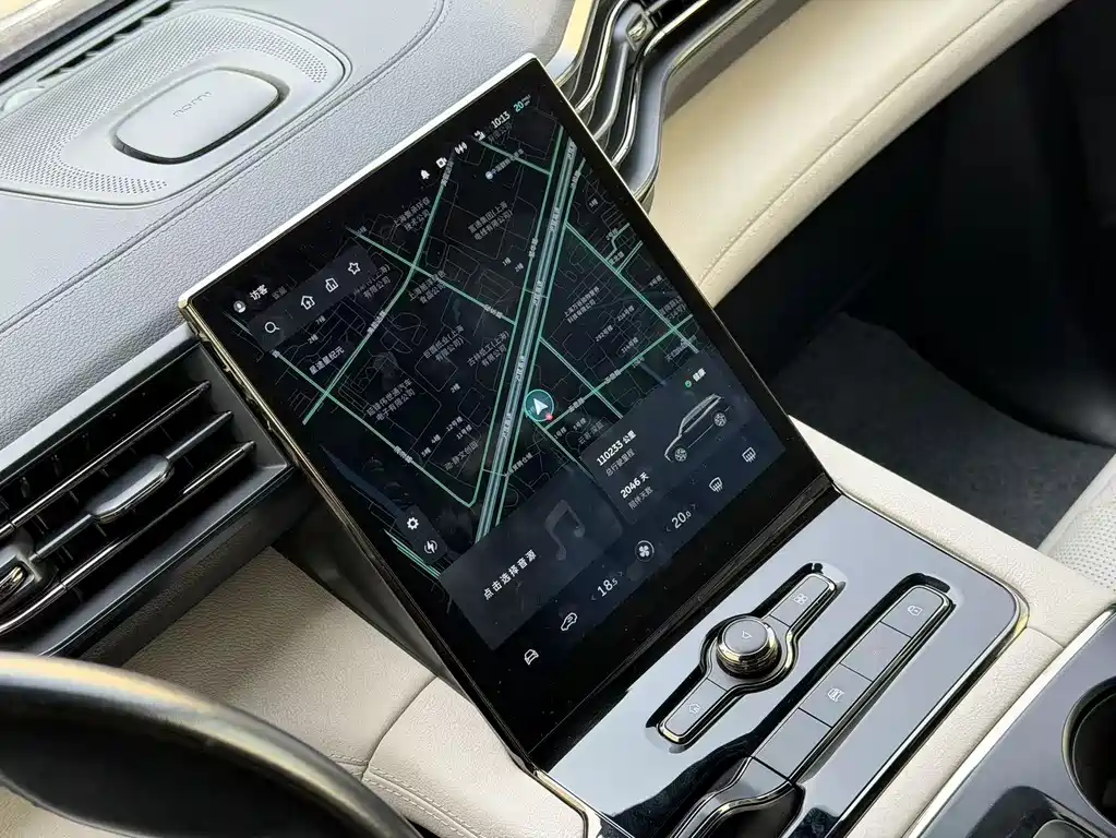 NIO ES8 — миниатюра 7