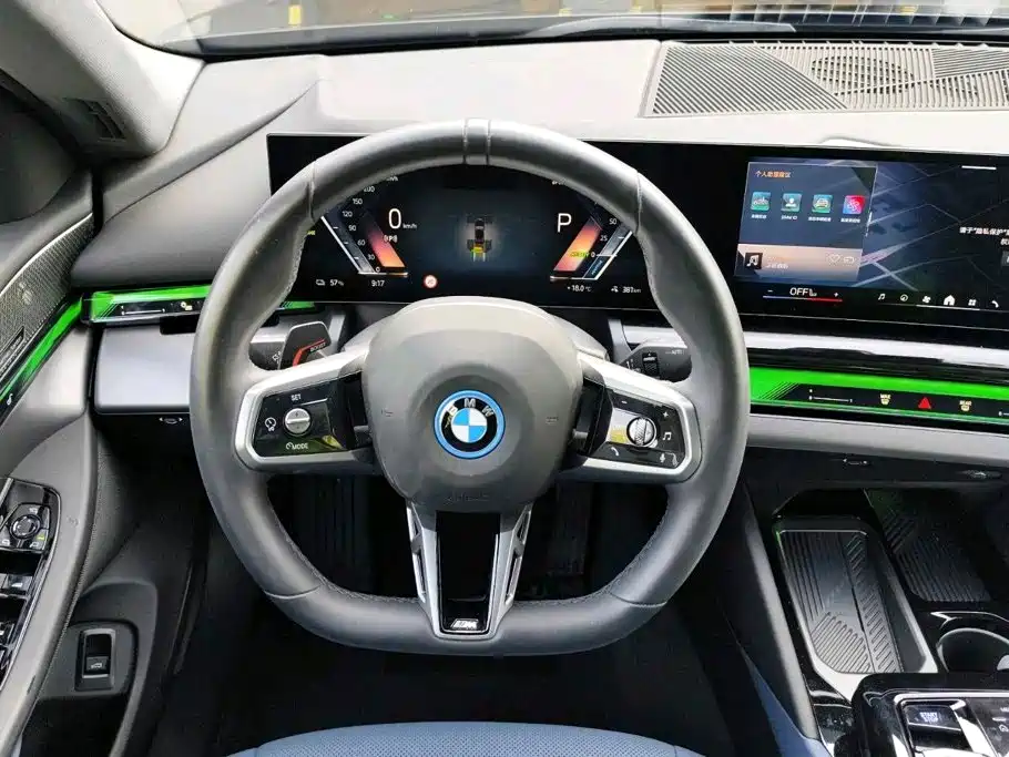 BMW i5 — миниатюра 13