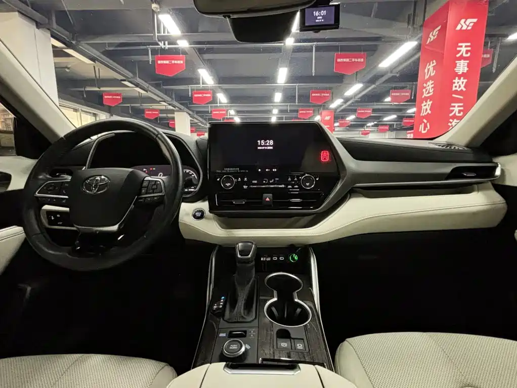 Toyota Highlander — фотографии объявления, Фото 17