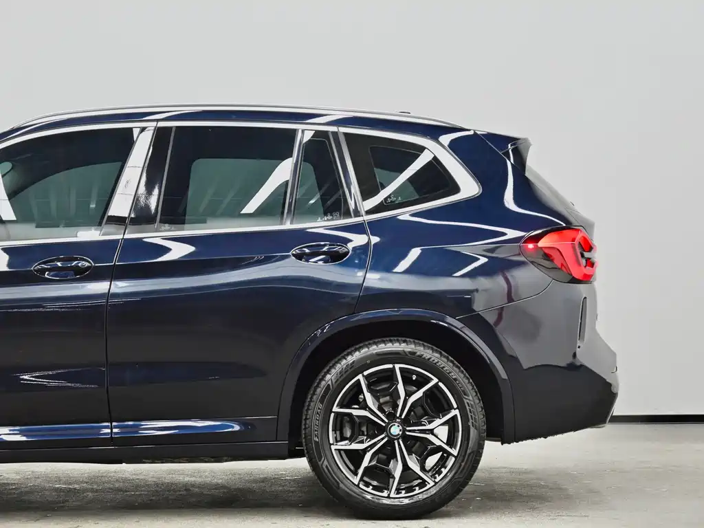BMW X3 — миниатюра 29