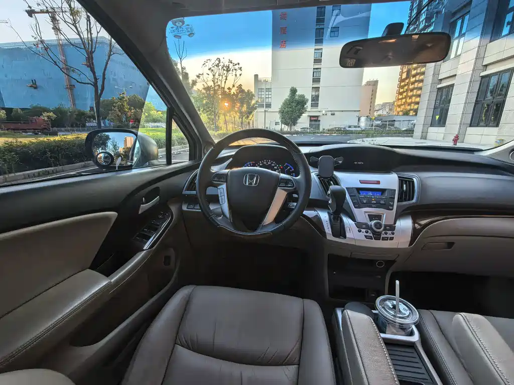 Honda Odyssey — миниатюра 14