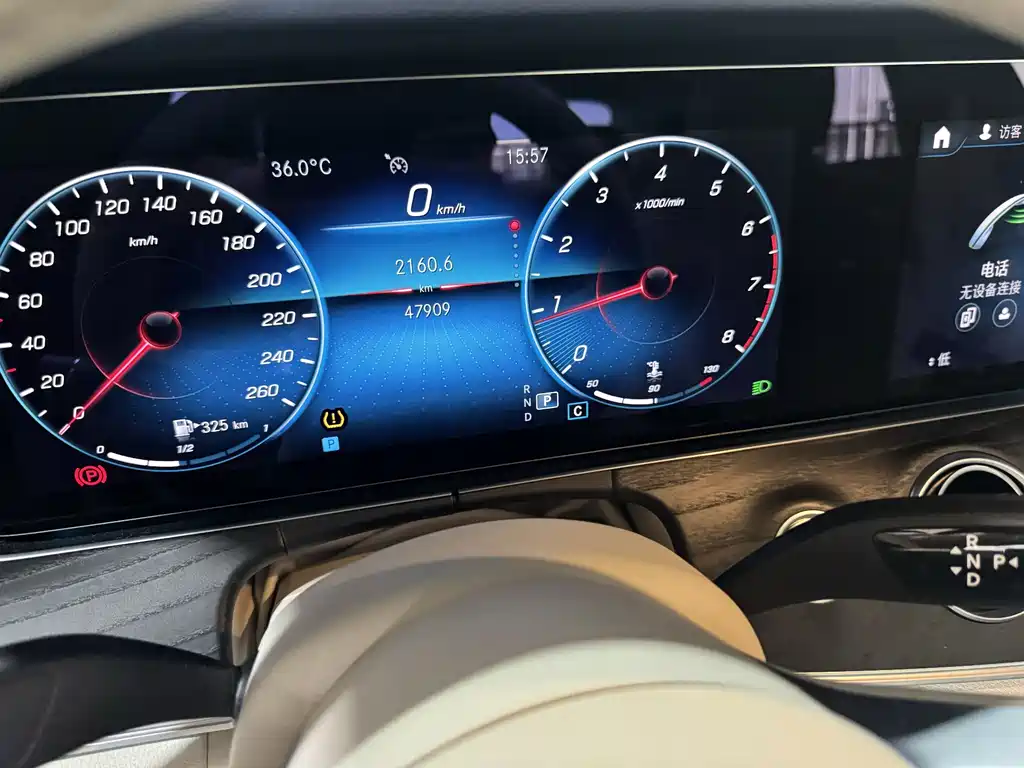 Mercedes-Benz E-Class — миниатюра 11