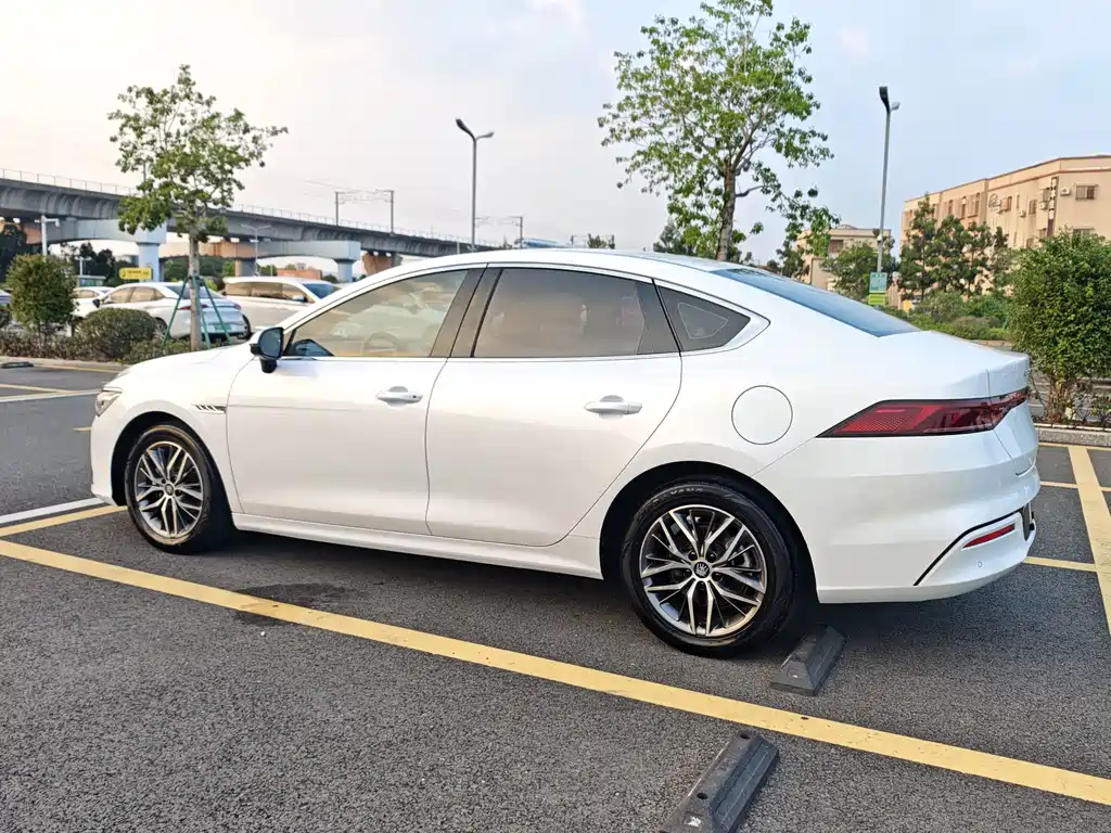 BYD Qin PLUS — миниатюра 23