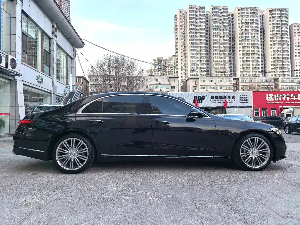 MERCEDES-BENZ S CLASS