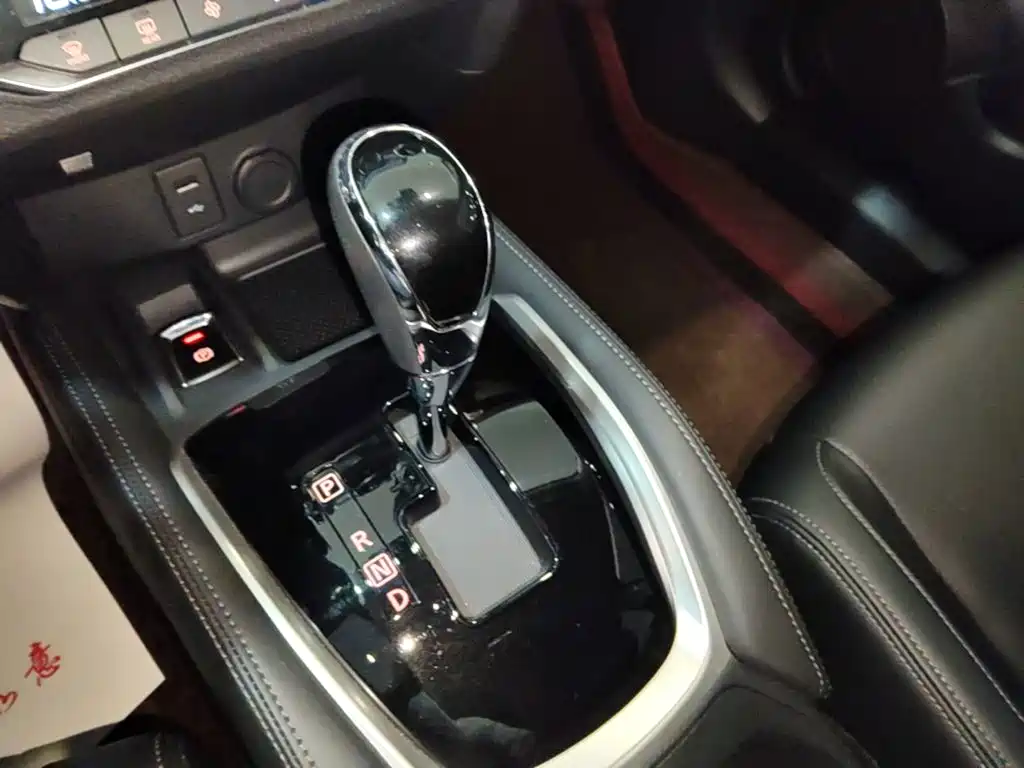 Nissan X-Trail — миниатюра 14