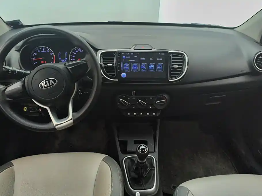 Kia Huanchi — миниатюра 12