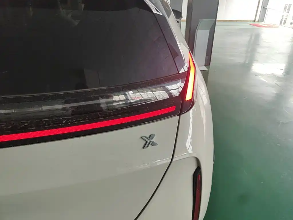 Zeekr X 2025 мест