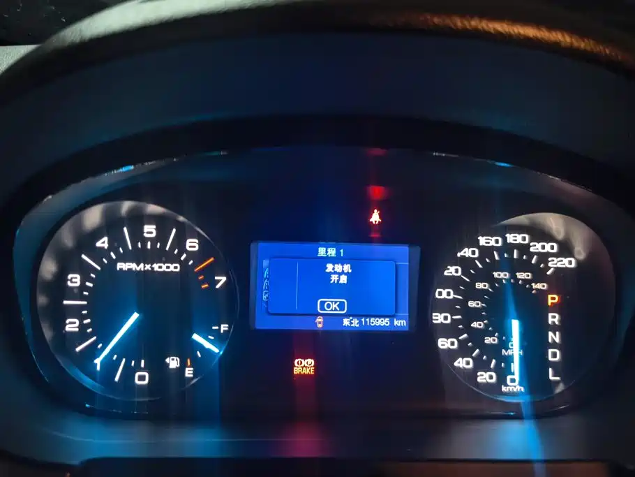 Ford Edge (Import) — миниатюра 14