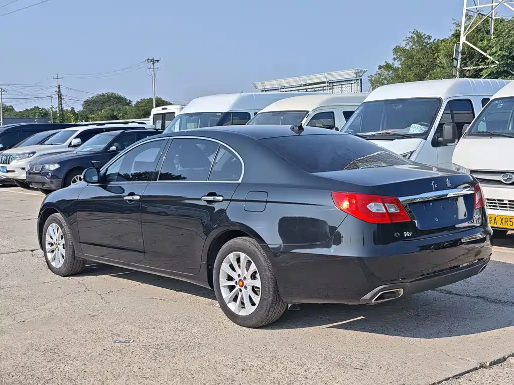 Hongqi Hongqi H7 — миниатюра 4