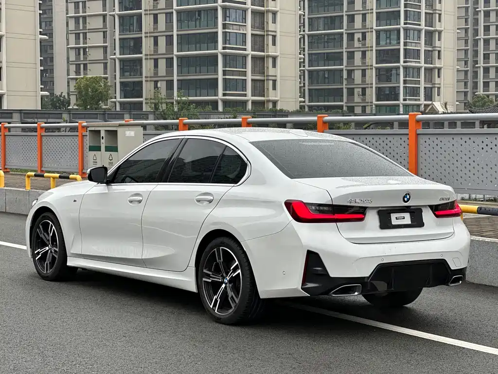 BMW 3 Series — миниатюра 15