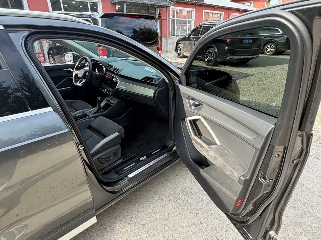 Audi Q3 — миниатюра 15