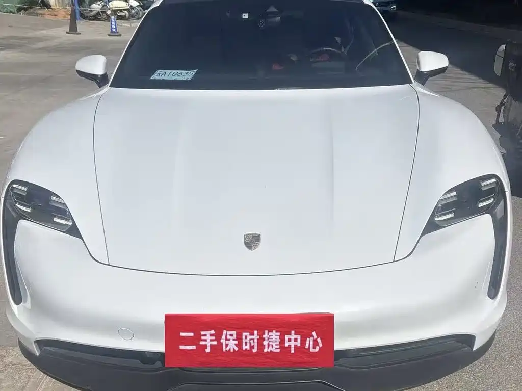 Porsche Taycan — миниатюра 2