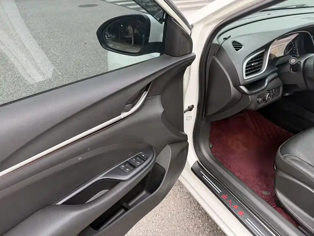 Buick Excelle — миниатюра 20