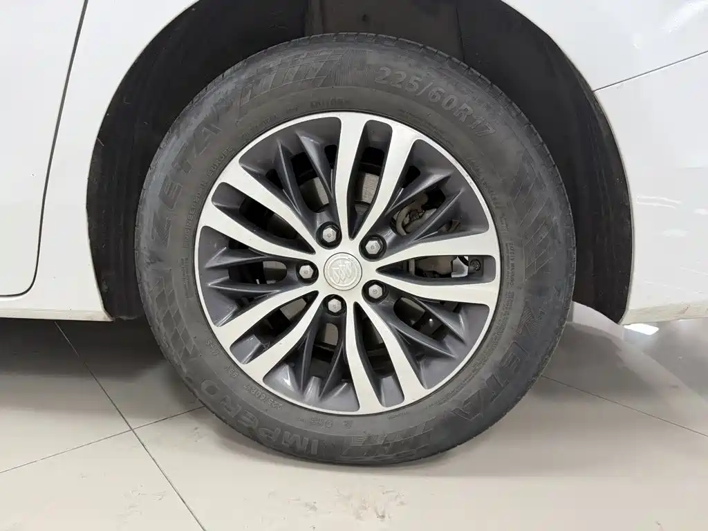Buick GL8 — миниатюра 23