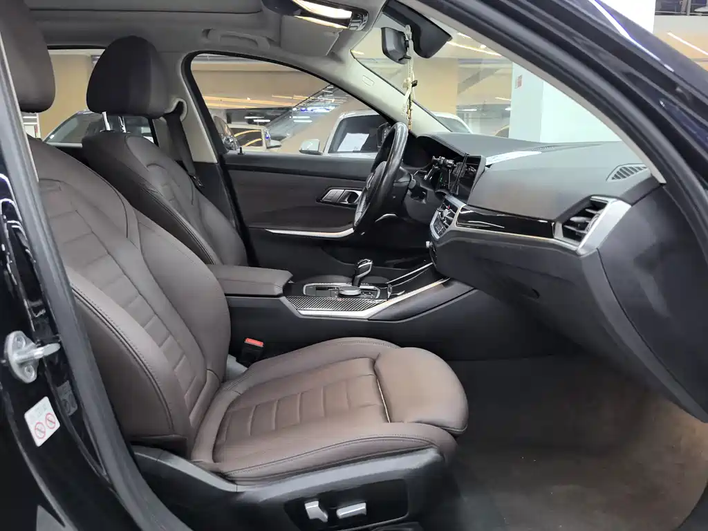 BMW 3 Series — миниатюра 12