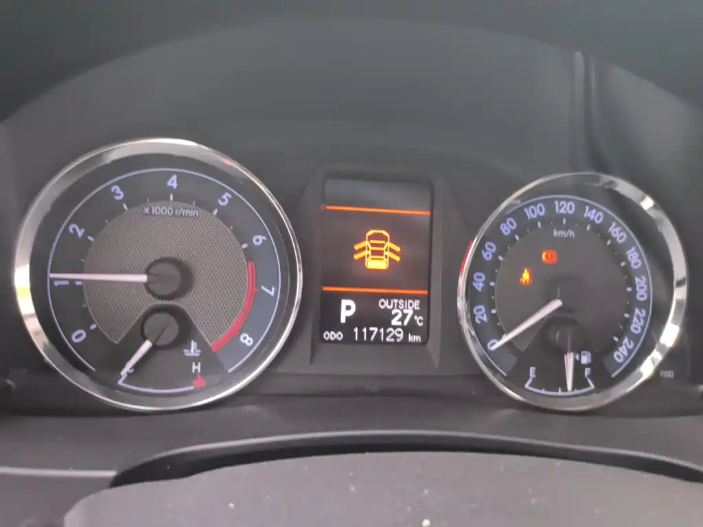 Toyota Corolla — миниатюра 7