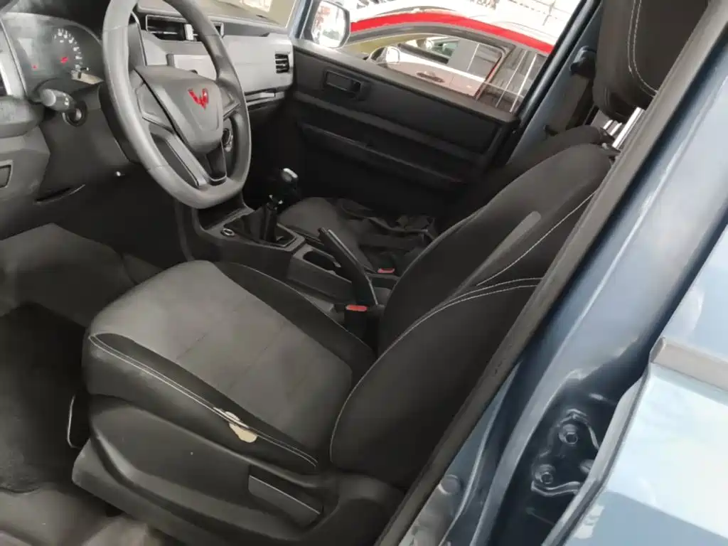 Wuling Hongguang PLUS — миниатюра 15