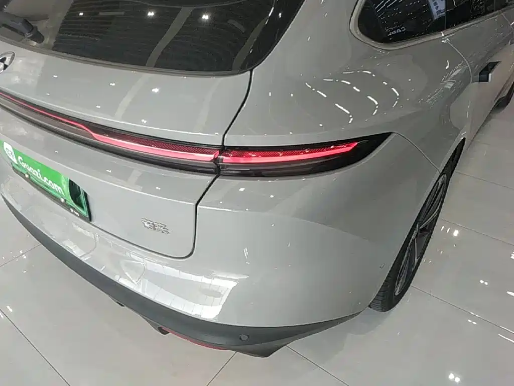 NIO ET5T — миниатюра 8