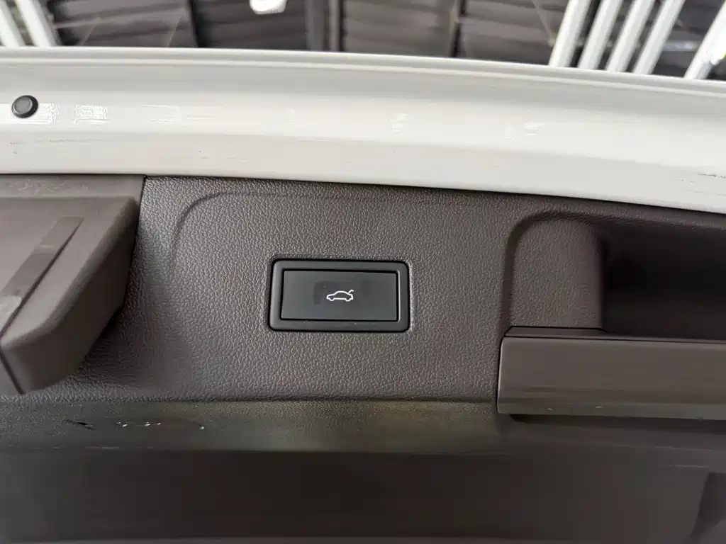 Volkswagen Teramont — миниатюра 15