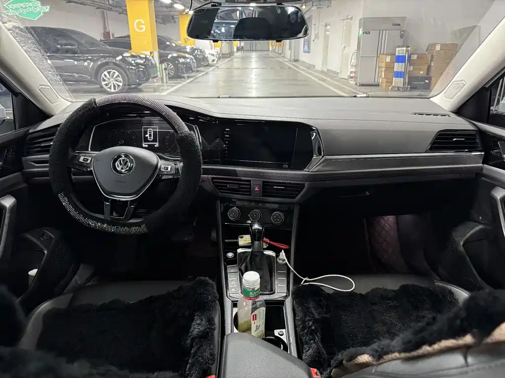 Volkswagen Sagitar — миниатюра 7