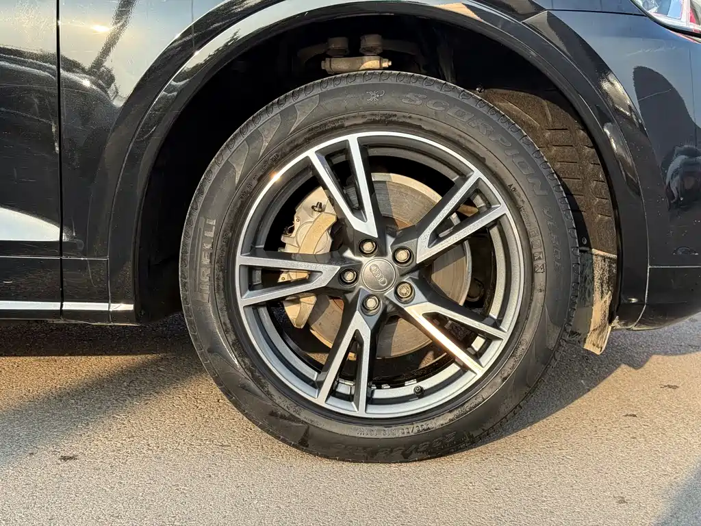 Audi Q5L — миниатюра 16