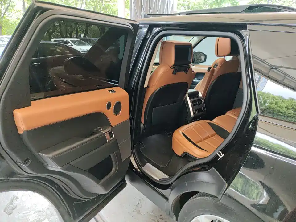 Land Rover Range Rover Sport 2018 3.0 SC V6 HSE DYNAMIC