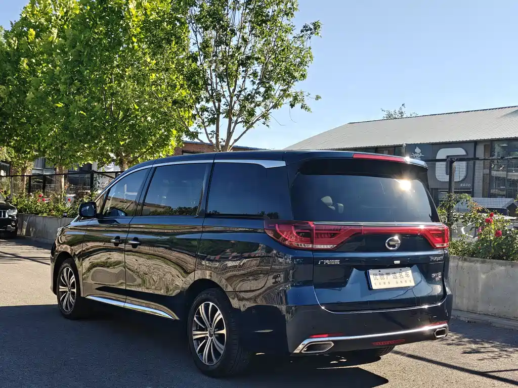 GAC M8 2018 320T Luxury