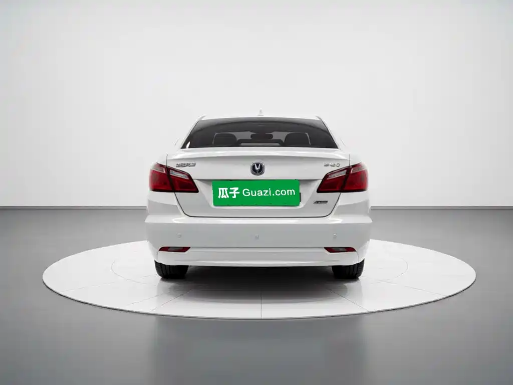 Changan Eado — миниатюра 5