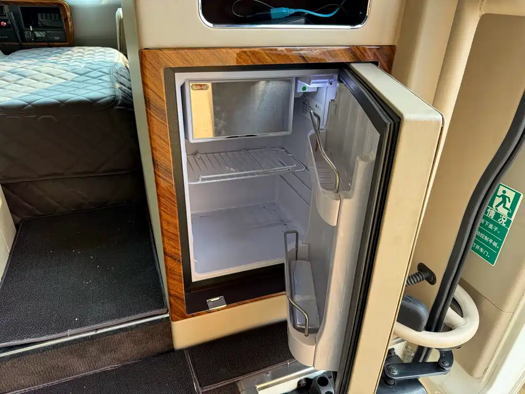 Toyota Coaster (Overseas) — миниатюра 12