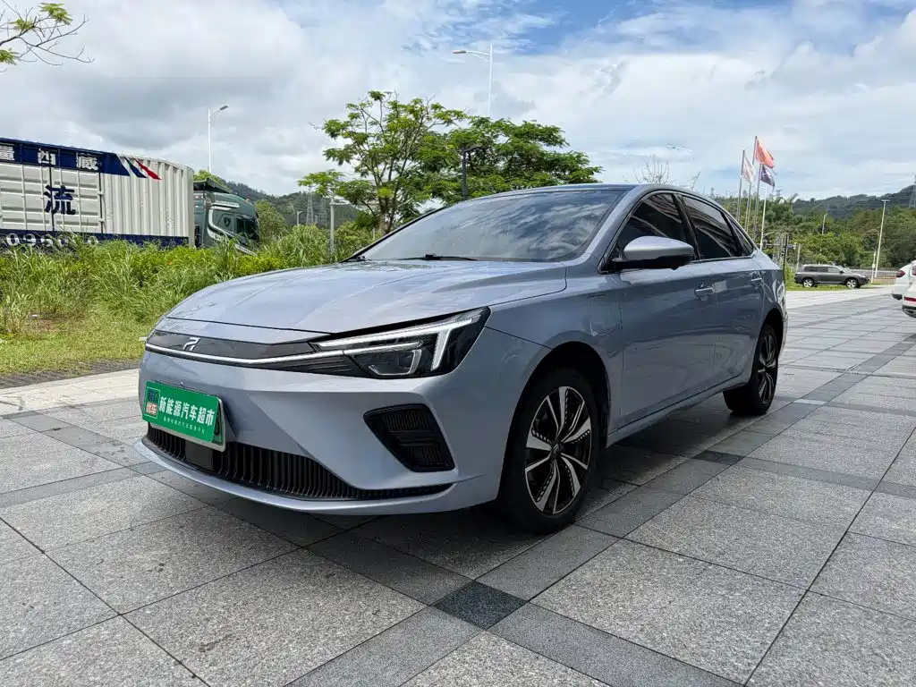 Roewe Feifan ER6 — миниатюра 2