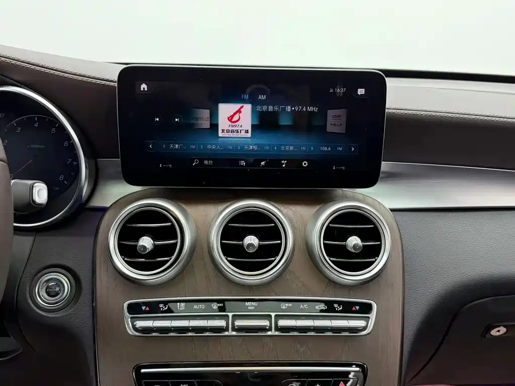 Mercedes-Benz GLC — миниатюра 17