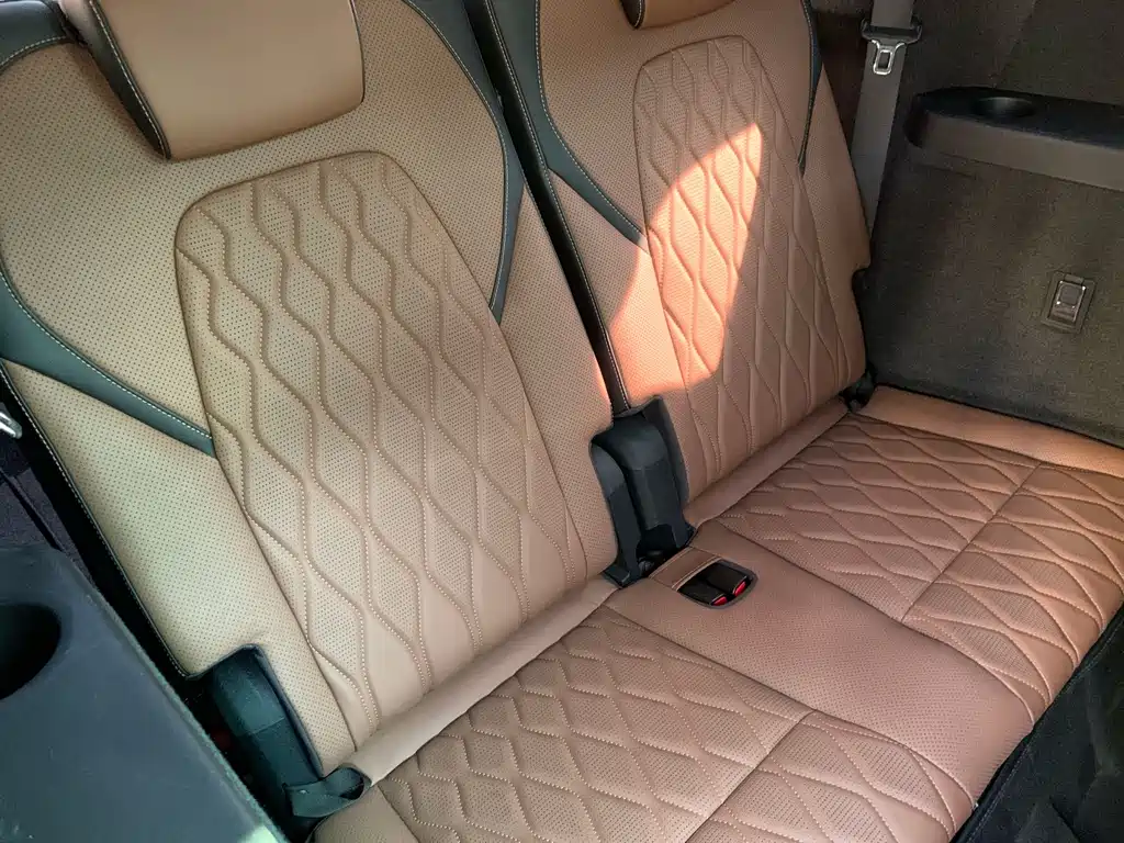 BYD Tang New Energy — миниатюра 32