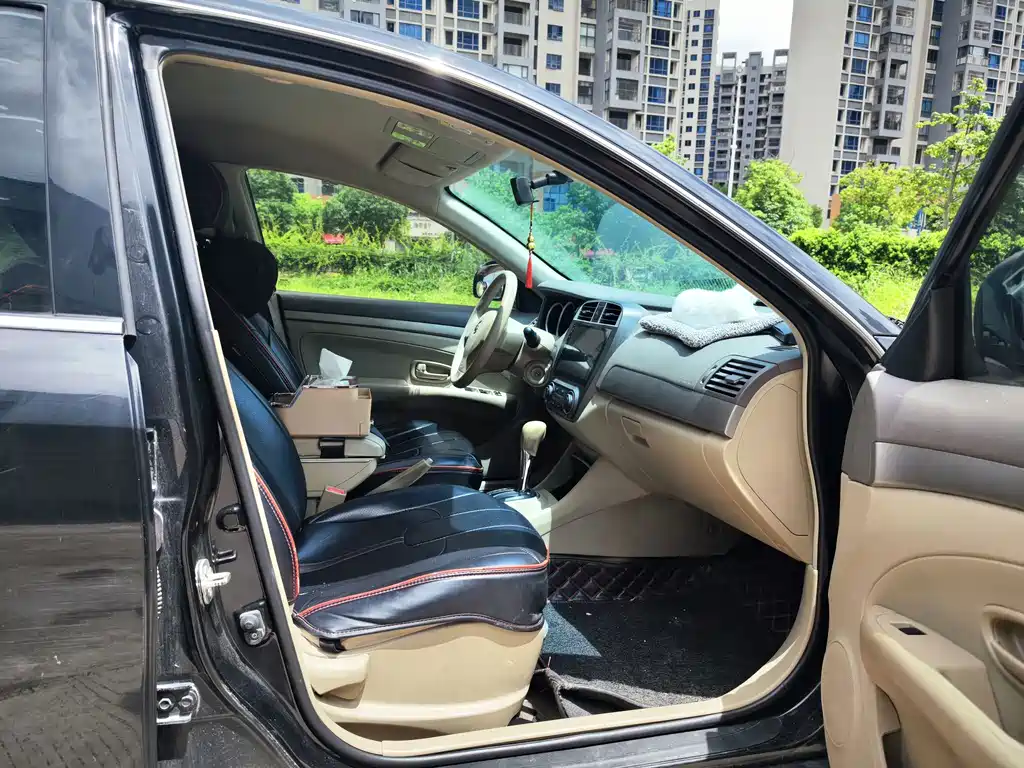Nissan Sylphy — миниатюра 9