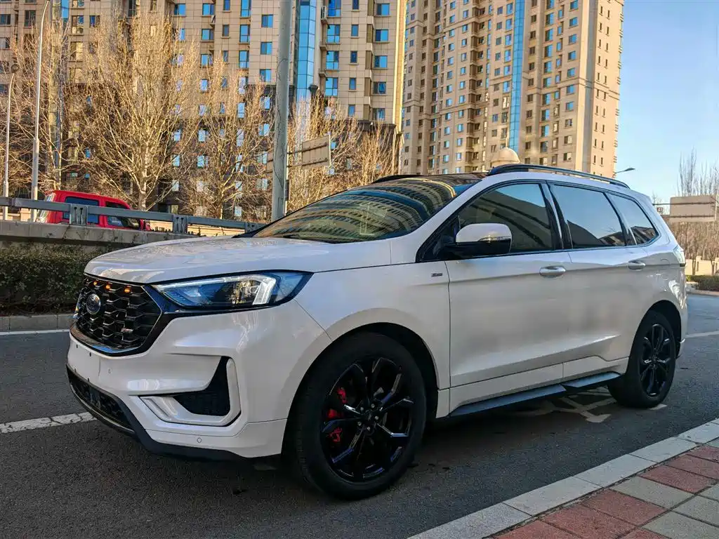 Ford Edge 2021