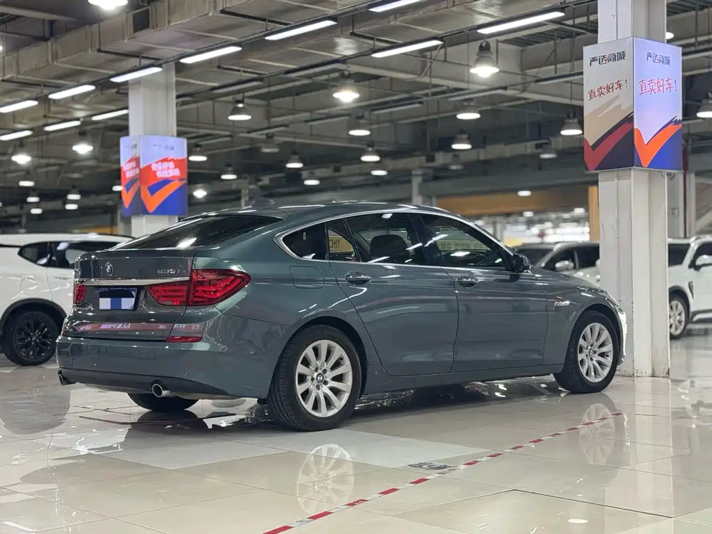 BMW 5 Series GT 5 GT 2010 535i Lead