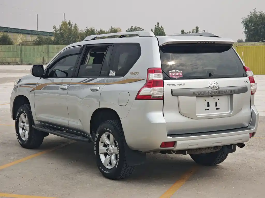 Toyota Prado — миниатюра 9