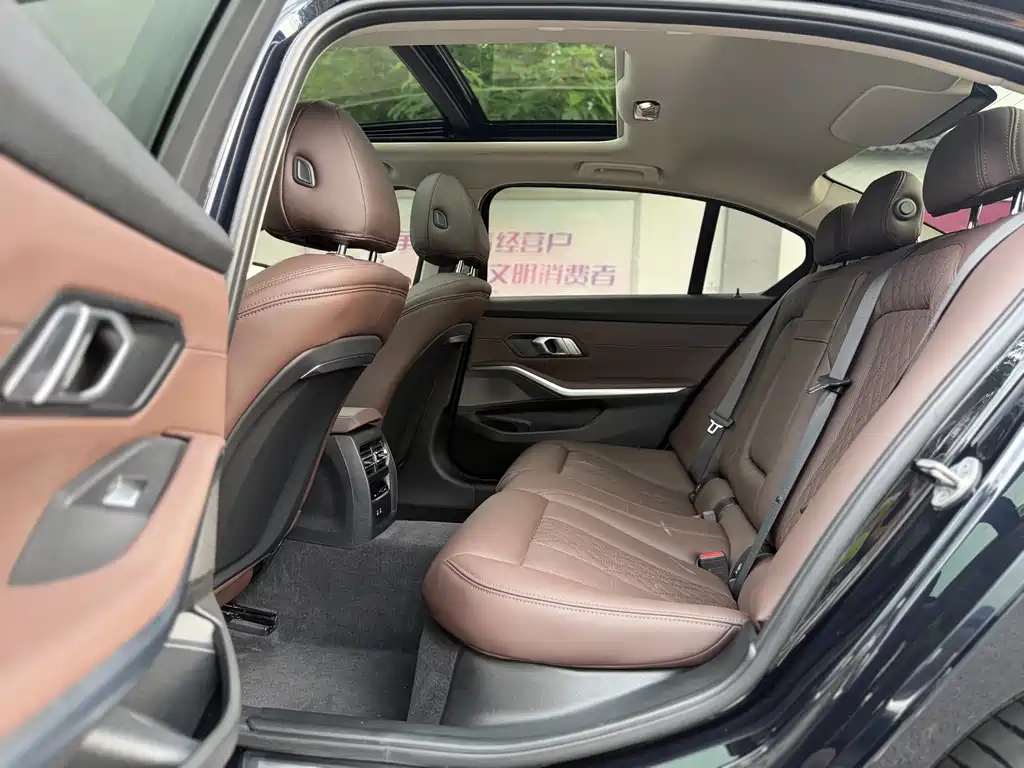 BMW 3 Series — миниатюра 11