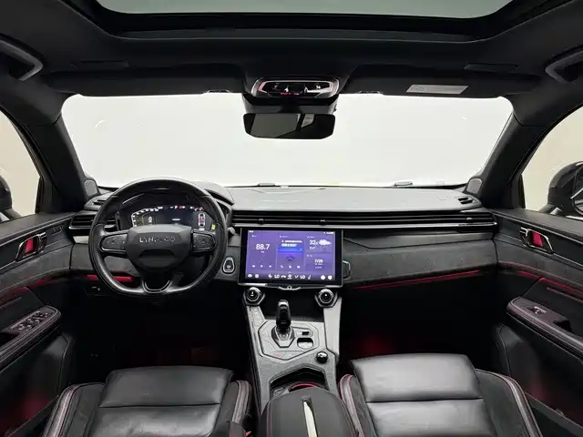 Lynk & Co 05 — миниатюра 15
