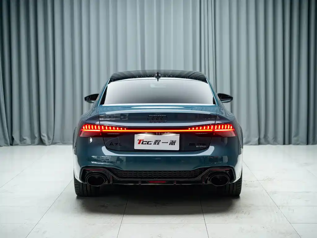Audi A7L — миниатюра 11