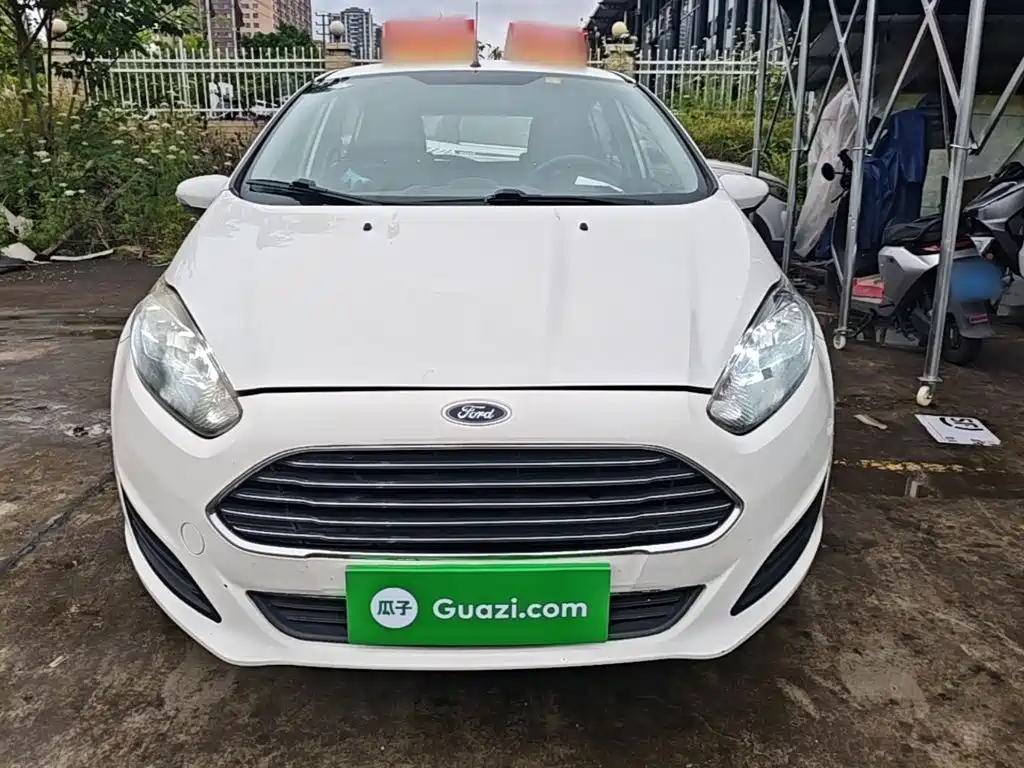 Ford Fiesta 2013 1.5L MT
