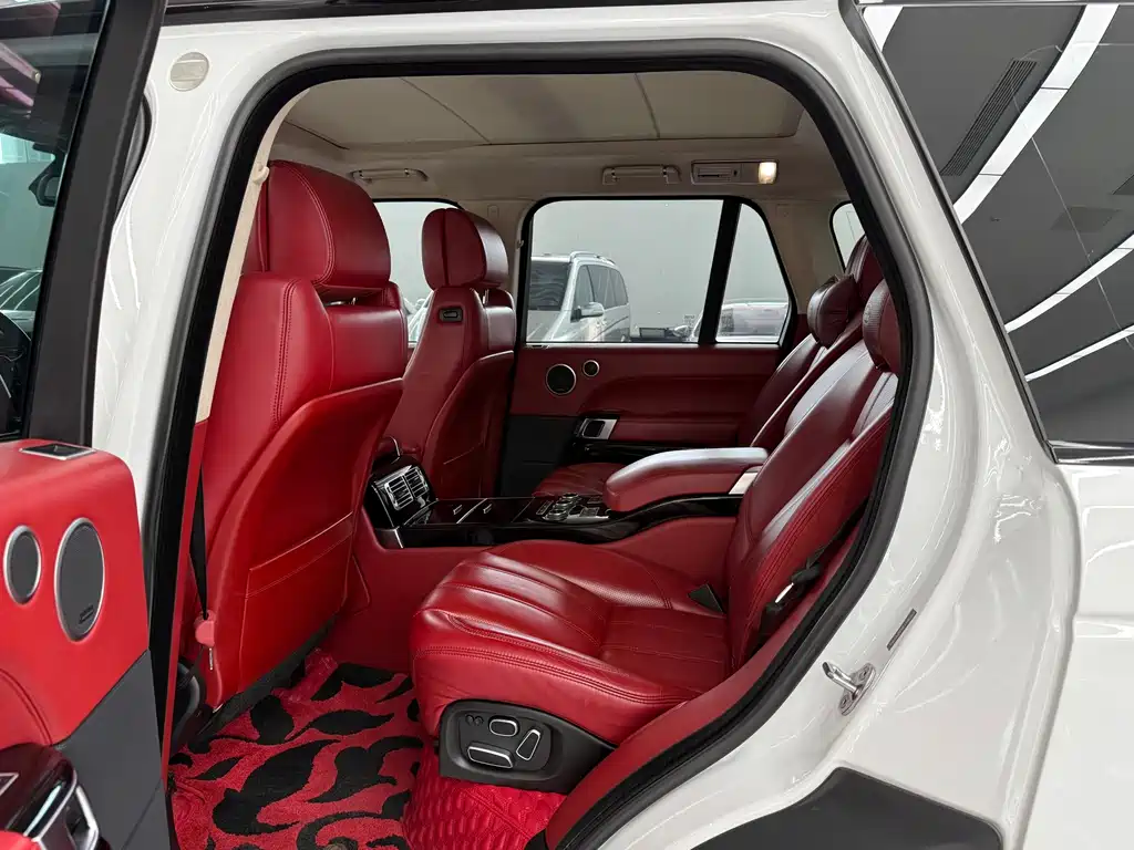Land Rover Range Rover — миниатюра 10