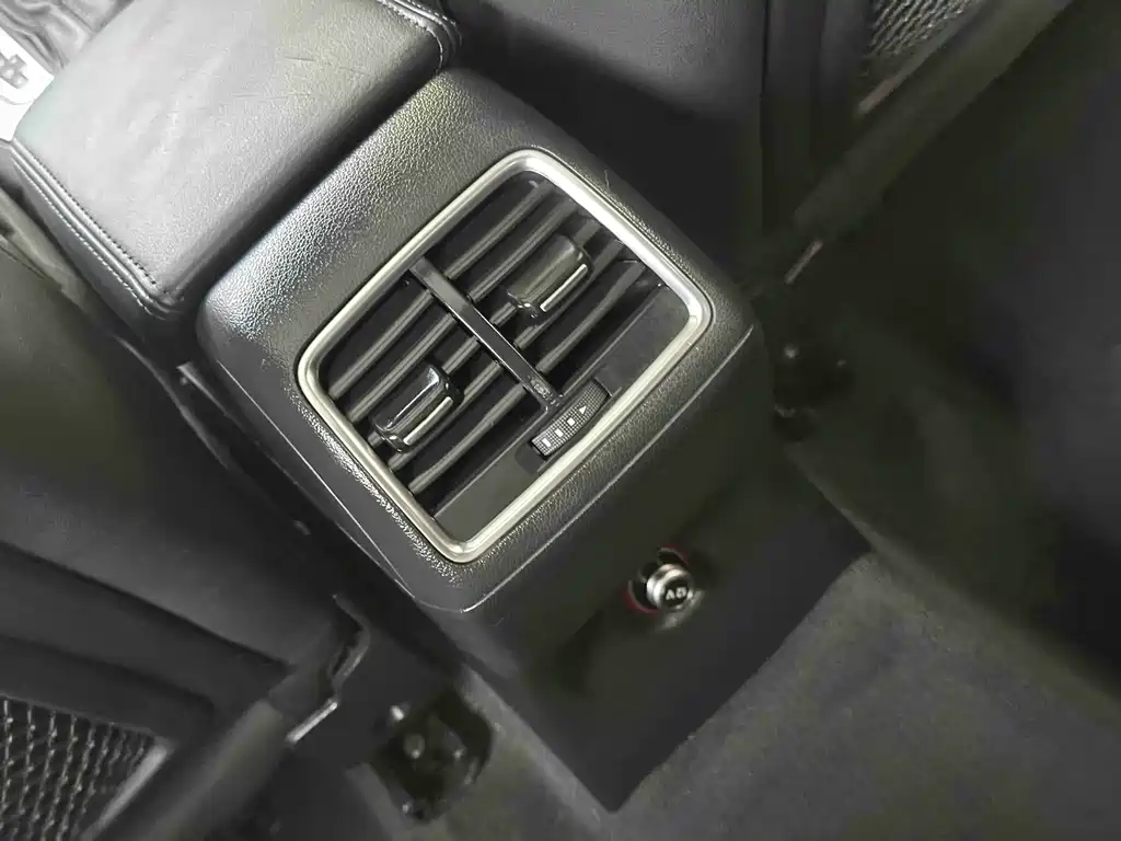 Audi Q3 — миниатюра 25